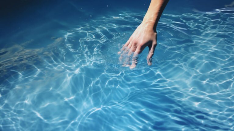 Lnces pool - Pool Cleaning Service in Fort Lauderdale, FL Cost, Frequency & What to Expect