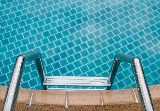 linces pool - Why Your Pool Is Losing Water (Leak or Evaporation) How to Tell